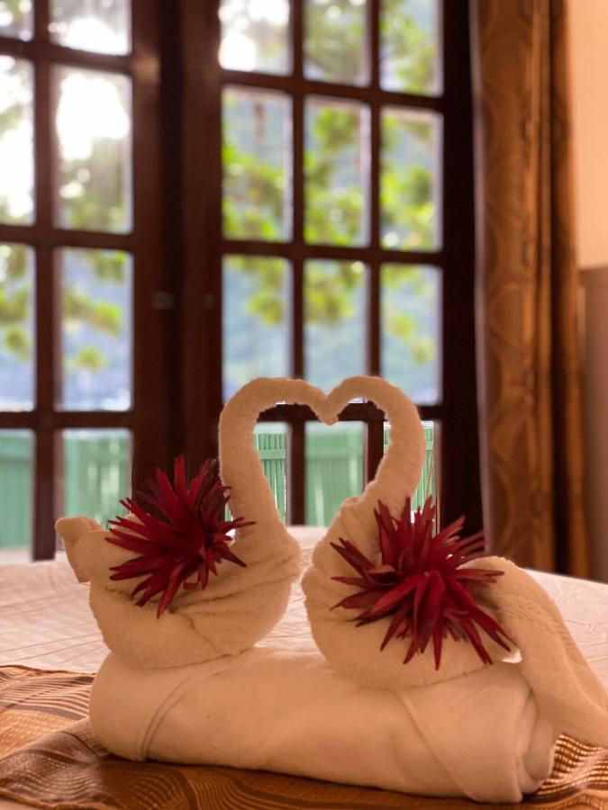 Sophias Beach Guest House Ель-Нідо Екстер'єр фото