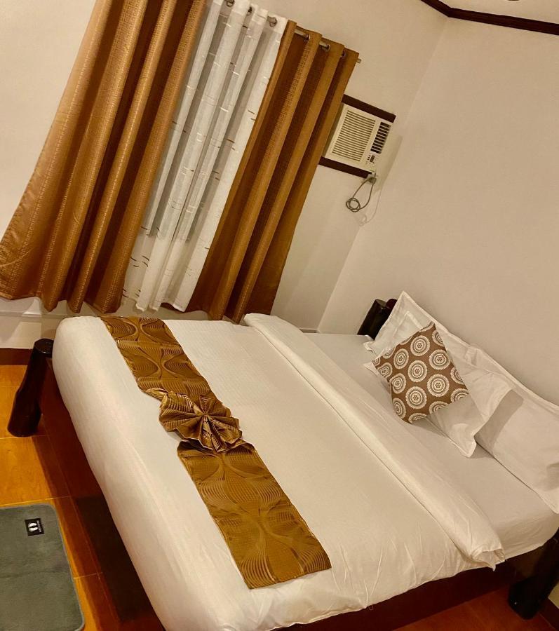 Sophias Beach Guest House Ель-Нідо Екстер'єр фото
