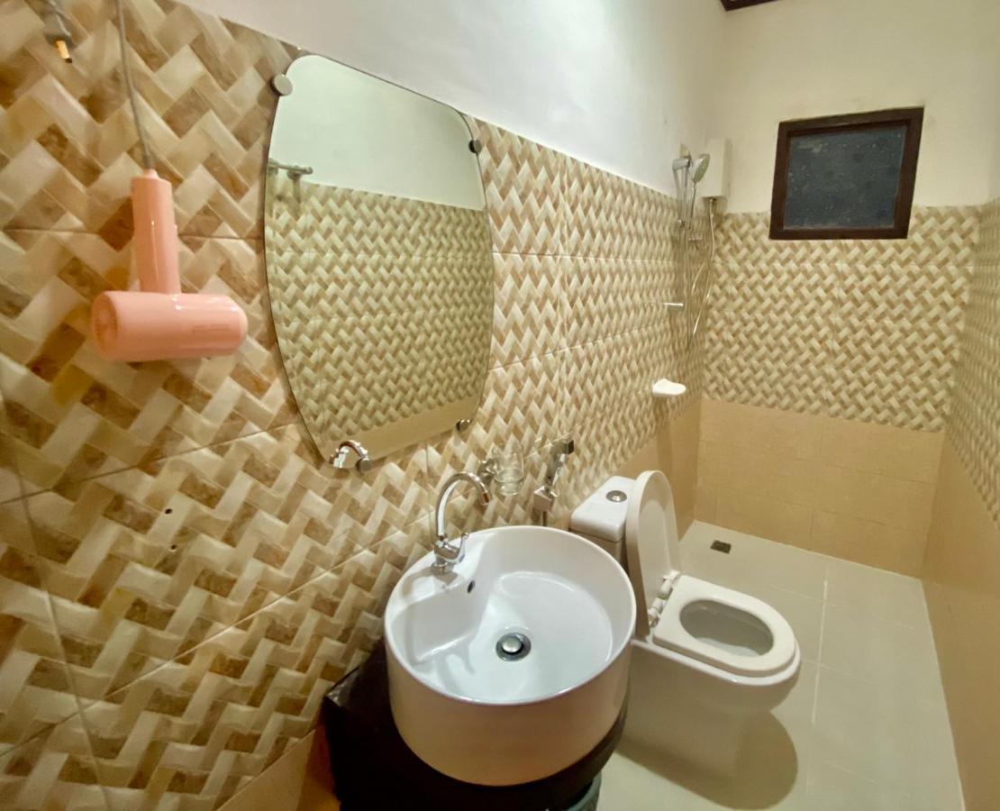 Sophias Beach Guest House Ель-Нідо Екстер'єр фото