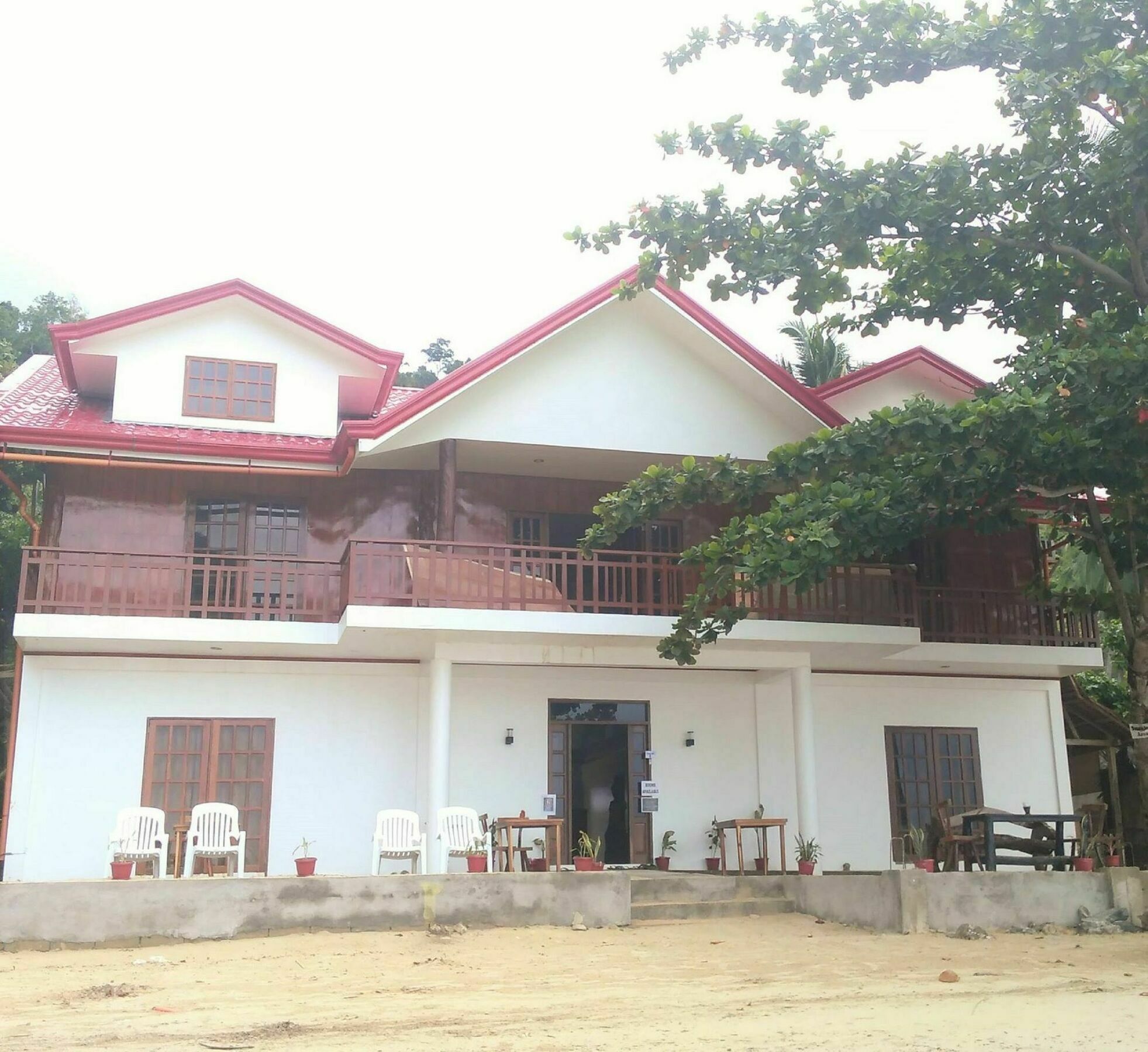 Sophias Beach Guest House Ель-Нідо Екстер'єр фото